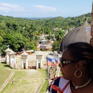 Meet your Posher, Tanoora